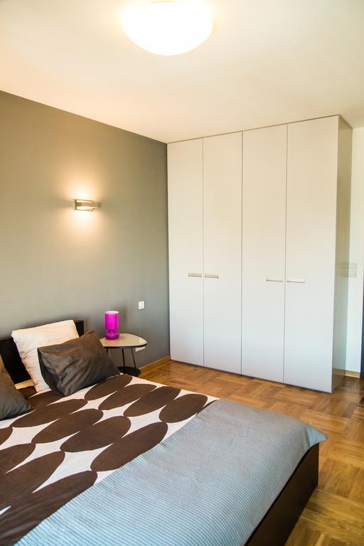 Modern Apartment In City Center Kraków Exteriör bild