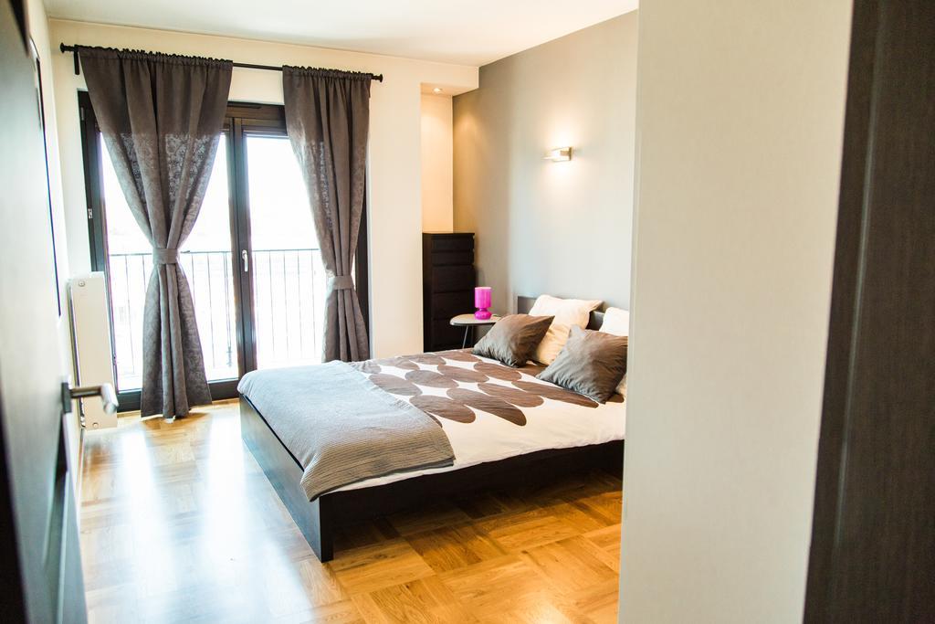 Modern Apartment In City Center Kraków Exteriör bild