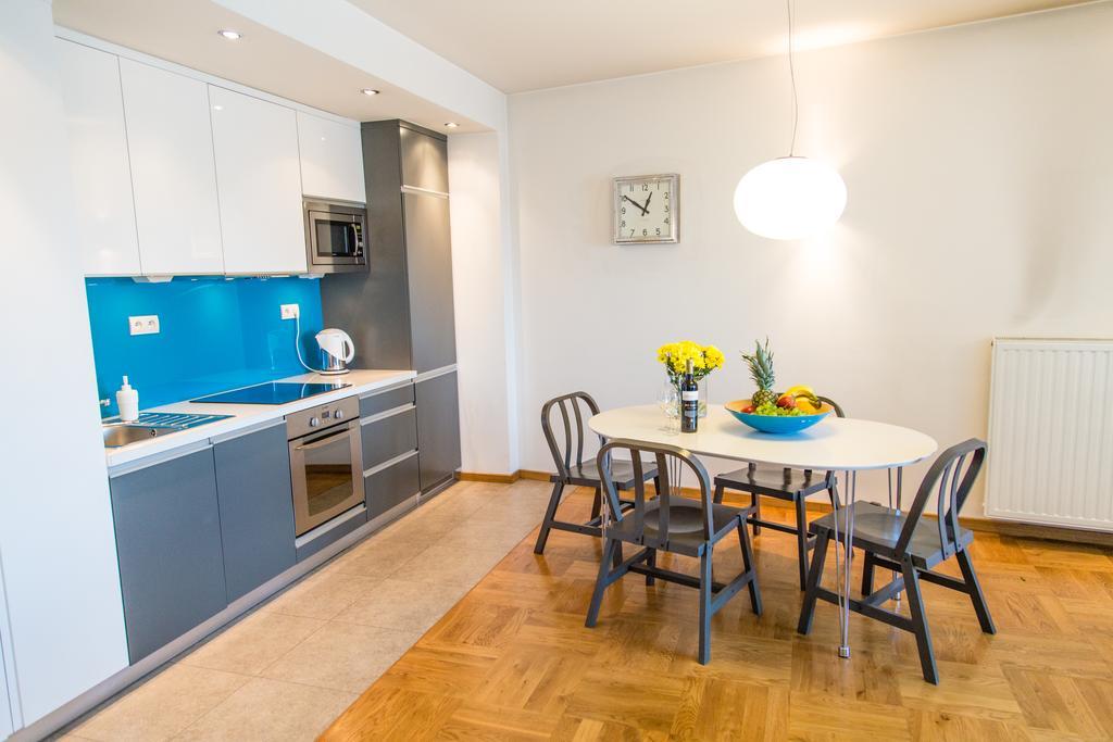 Modern Apartment In City Center Kraków Exteriör bild